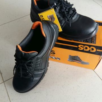 Muške radne cipele sa zaštitnom kapicom