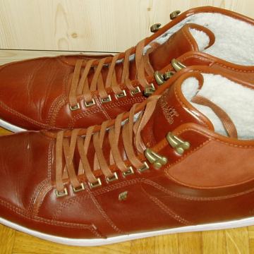 Muške zimske cipele broj 48