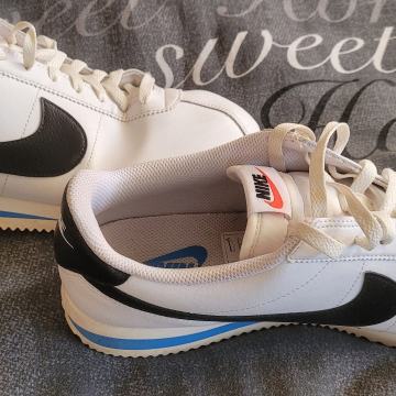 Nike Cortez