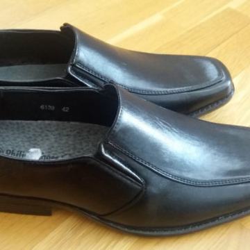 Philipe kozne cipele br 42