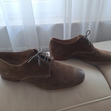 PRADA kozne cipele br 43