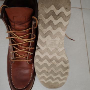 Prodajem gležnjače Red Wing moc Toe
