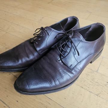 Prodajem korištene cipele