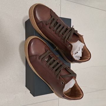 Prodajem muške cipele DAN JOHN veličina 45