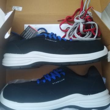 Prodajem nove radne cipele Jorden br. 45