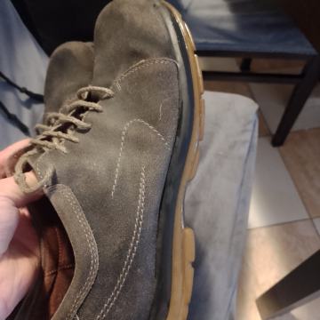 Pull & bear br.42 kožne kvalitetne cipele udobne