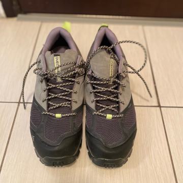 Quechua planinarska cipela 47