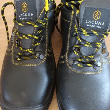 RADNE CIPELE NISKE LACUNA BR 43