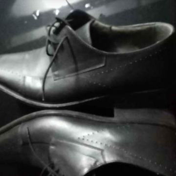 Romano br.42 kožne cipele kvalitetne kao nove