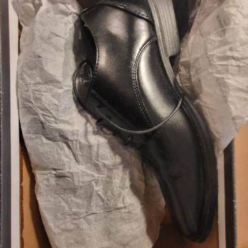 Svečane muške cipele br.42.