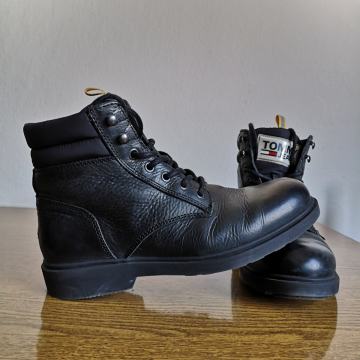 Tommy Hilfiger Cipele br. 41 jesen/zima