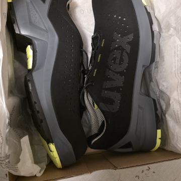 NOVE Uvex 1 S1 Zaštitne Cipele (Br. 43)