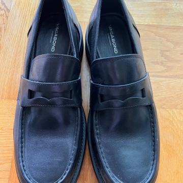 Vagabond kožne mokasine