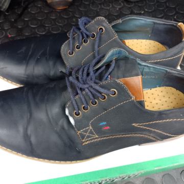 Vapiano br.43 kožne udobne cipele kvalitetne