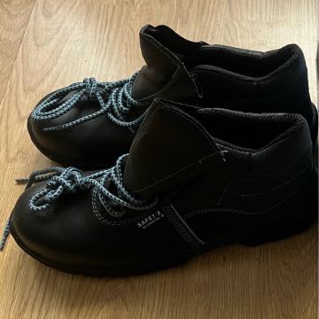 NOVO NOVO! Zaštitne cipele Bluefox high s3