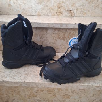 ADIDAS kozne cizme br 41.1/3