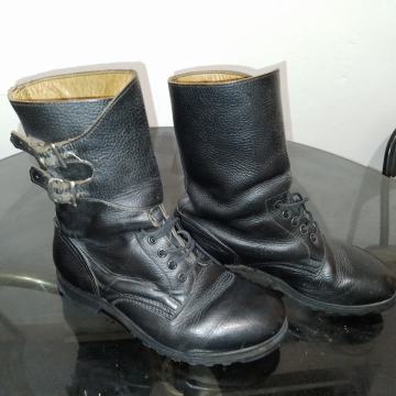 Čizme Jna 1981 g br 41.5