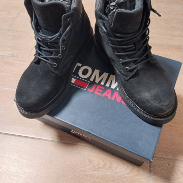 Čizme Tommy Hilfiger