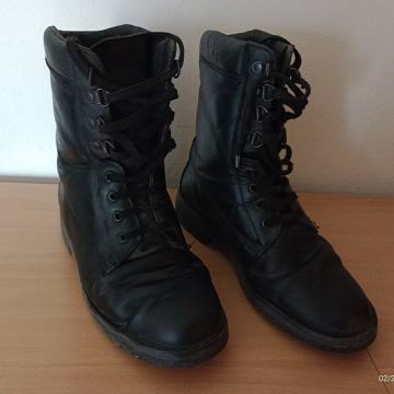 Čizme vojne na visoko vezanje br. 41-42