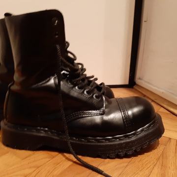 DR MARTENS 42