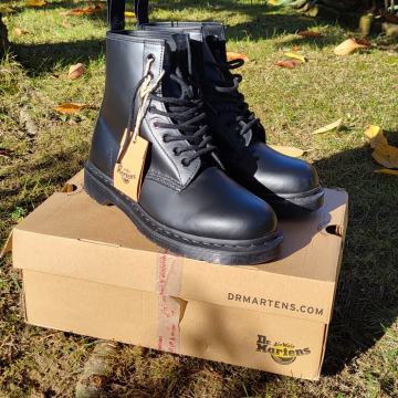 Dr.Martens br.40(6,5) i br.41(7)
