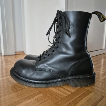 Dr.Martens čizme br.46 SA KAPOM