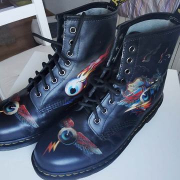 Dr Martens čizme, Limited Edition Rick Griffin, 43