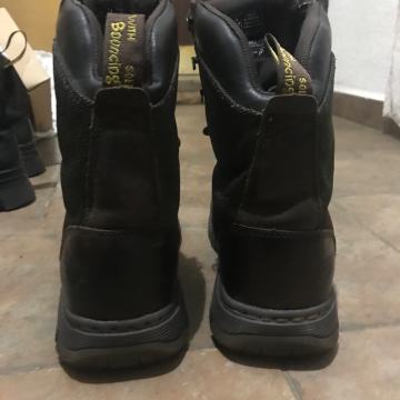 Dr. Martens Scotswood #46