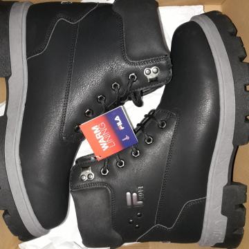 ●●● FILA GLEZNJACE NOVE!! ZAPAKIRANE!!! Br.43 ●●●