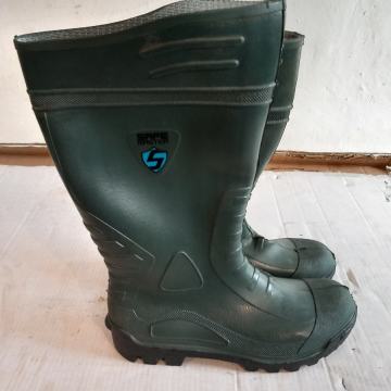 Gumene čizme s zaštitnom kapicom,br 43-NOVO