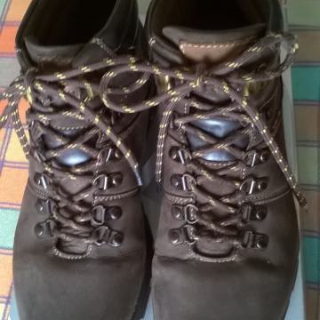 NOVE MUŠKE GLEŽNJAČE - VEL.41