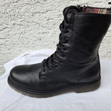 Muške tople gležnjače prava koža EUR 42