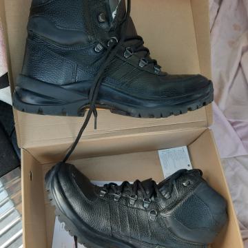 Radne cipele Omega Viko Varaždin br.45 KOŽNE