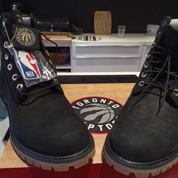 TIMBERLAND TORONTO RAPTORS ČIZME NBA LIMITED EDITION