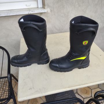 Vatrogasne čizme