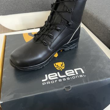 Visoke zimske čizme Jelen professional