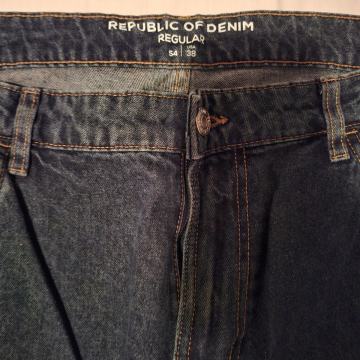 3 novih traperica ( 38/32)