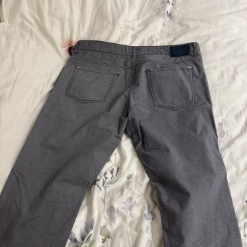 Boss muške hlače vel 38/36