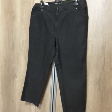 Crne hlače na gumu, XXL