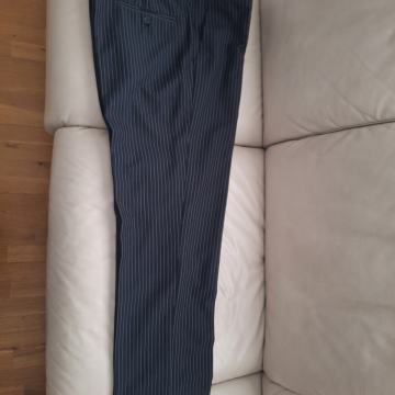 EMPORIO ARMANI hlace br 56