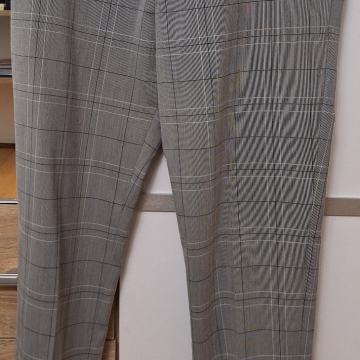 H&M muške karirane hlače