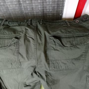 Hlače maskirne-br.52-54-CARGO--puno dzepova