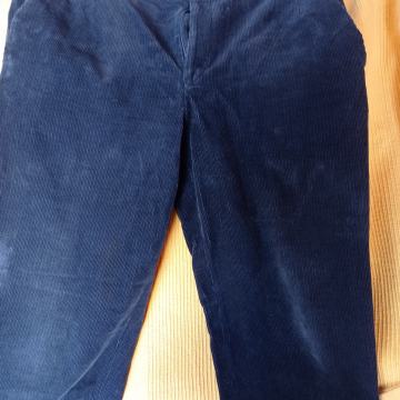 HLAČE -Samt-br.35/34-Novo