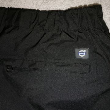 Hlače Volvo - L veličina