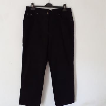 Hlače world of basics