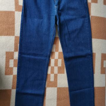 Kerver muške traperice