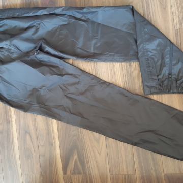 Kišne hlače L decathlon za kišu