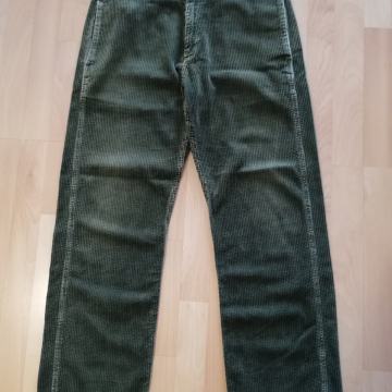 Levis samterice - 2 komada