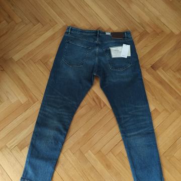 Mango Tom  jeans tapered fit VL. 46