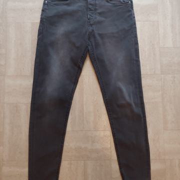 Muške hlače, sive traperice Reserved, vel. S, W 29